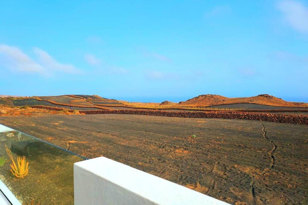 Lanzarote Ocean Loft B Apartment Tinajo Luaran gambar